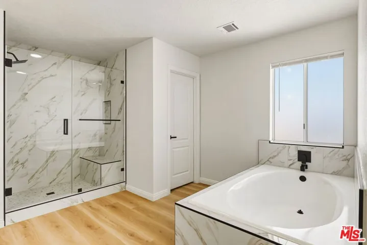 17590 El Cajon Drive, Hesperia, California 92345
