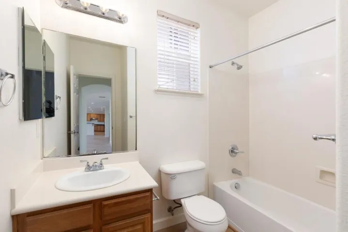 4120 Peninsula Point Drive, Seaside, California 93955
