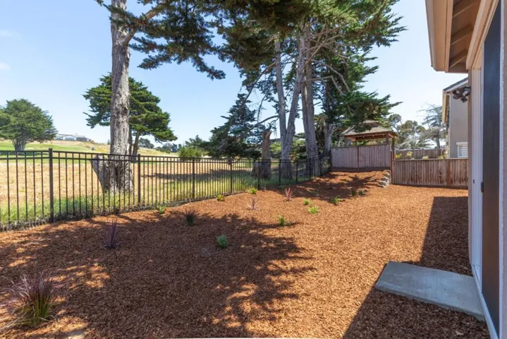 4120 Peninsula Point Drive, Seaside, California 93955