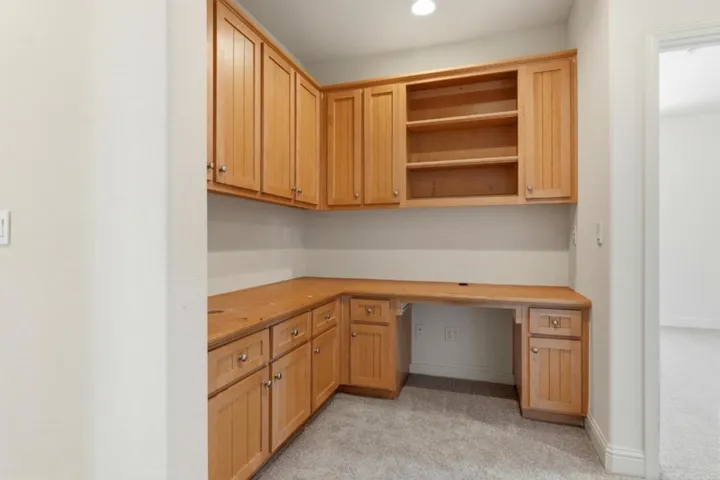 881 Trestle, Lathrop, California 95330