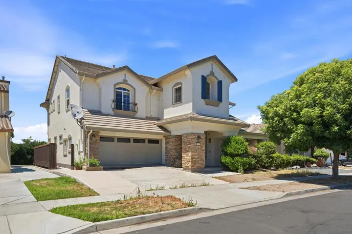 881 Trestle, Lathrop, California 95330