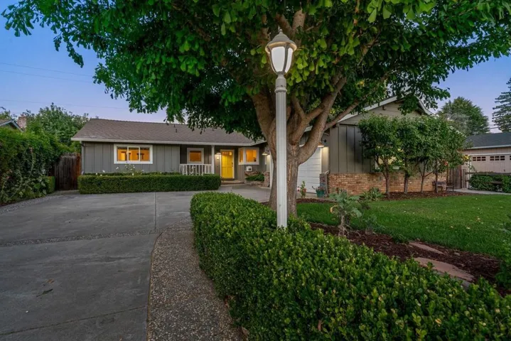 28 N Peter Drive, Campbell, California 95008