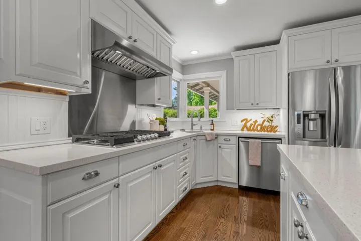 28 N Peter Drive, Campbell, California 95008