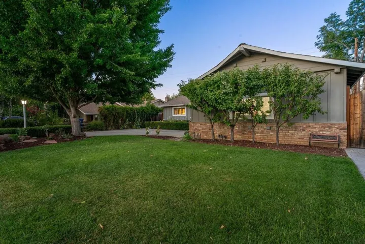 28 N Peter Drive, Campbell, California 95008