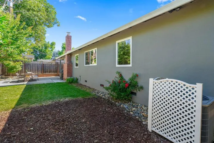 28 N Peter Drive, Campbell, California 95008