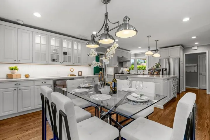 28 N Peter Drive, Campbell, California 95008