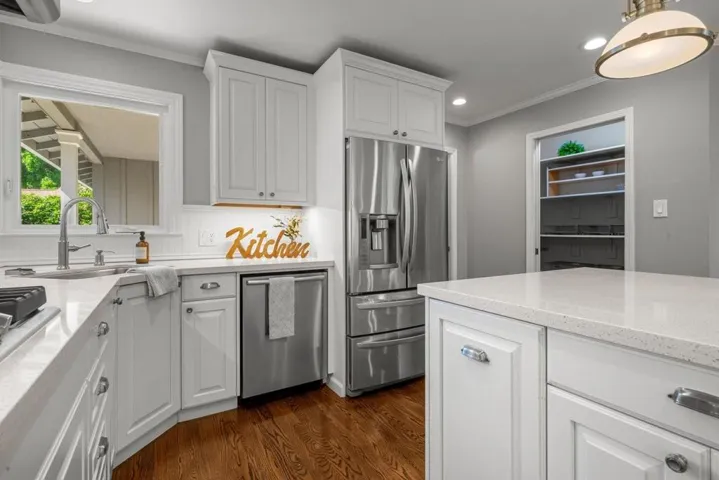 28 N Peter Drive, Campbell, California 95008