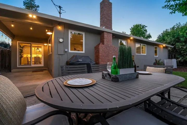 28 N Peter Drive, Campbell, California 95008