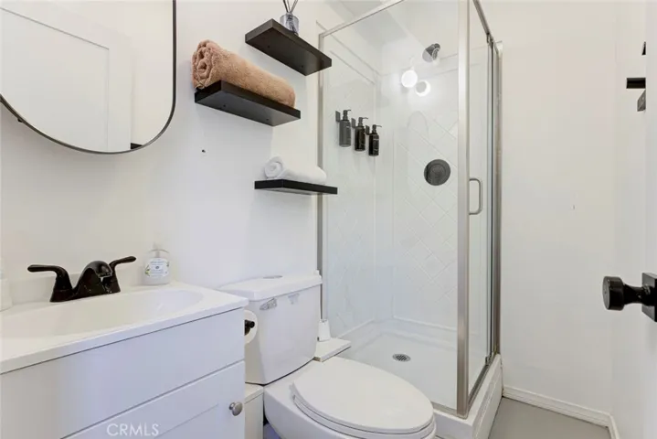 6831 Wexford Place, Tujunga, California 91042