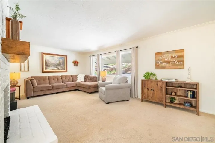 2650 Sunset Hills, Escondido, California 92025