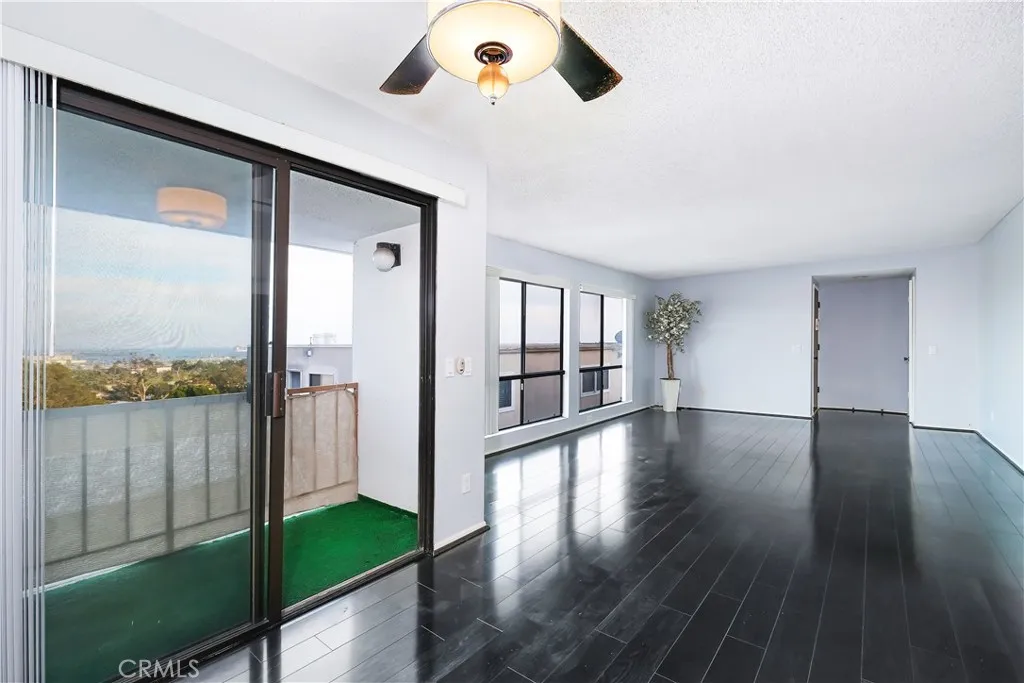 665 W 24th 315, San Pedro, California 90731 — photo 4