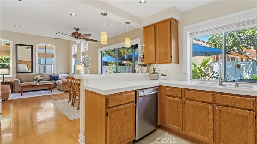 18 Parthenia, Irvine, California 92606