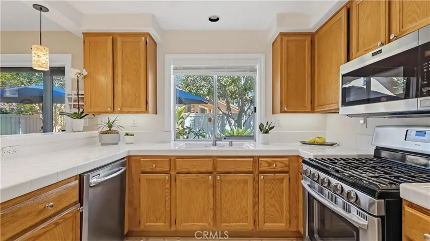 18 Parthenia, Irvine, California 92606