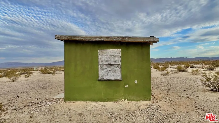 1476 Hales Drive, Joshua Tree, California 92252