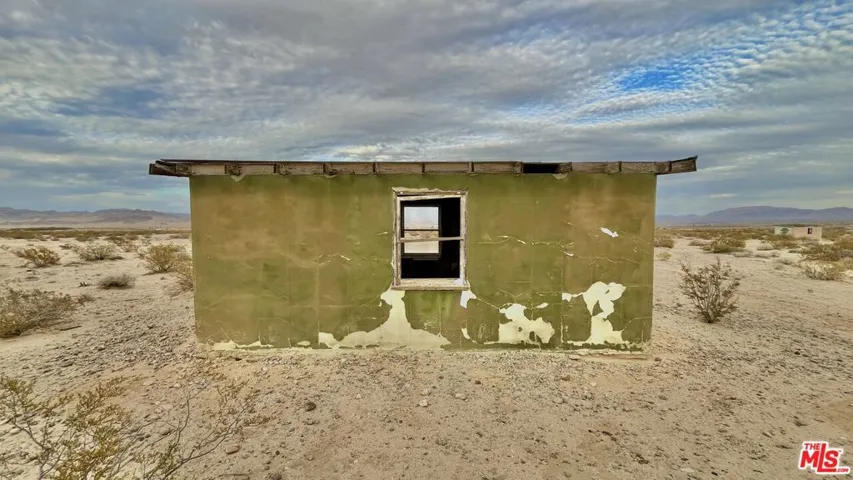 1476 Hales Drive, Joshua Tree, California 92252