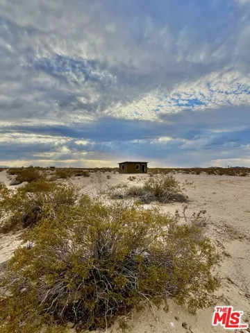 1476 Hales Drive, Joshua Tree, California 92252
