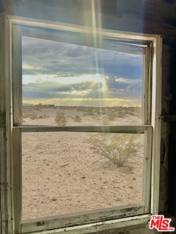 1476 Hales Drive, Joshua Tree, California 92252