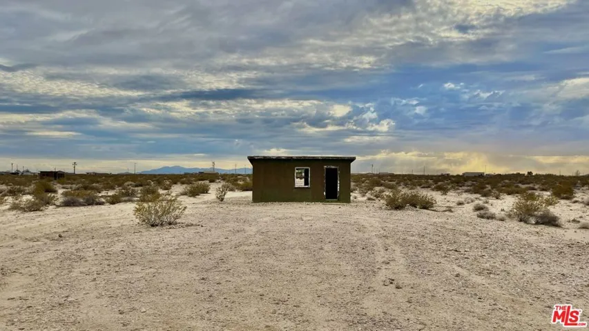 1476 Hales Drive, Joshua Tree, California 92252