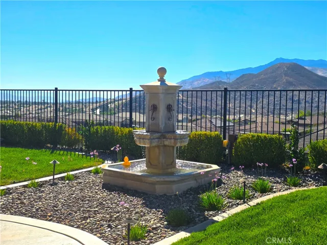 1535 Edgebrook, Beaumont, California 92223