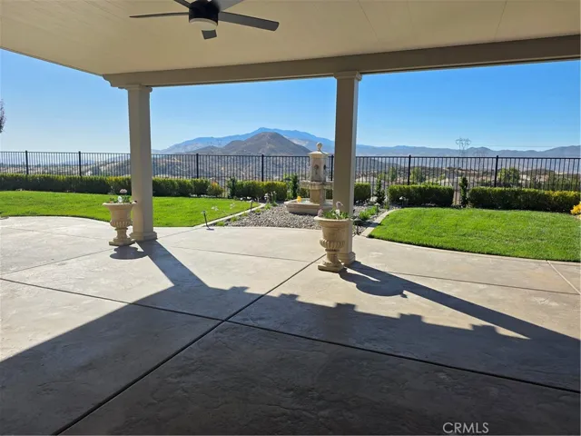 1535 Edgebrook, Beaumont, California 92223