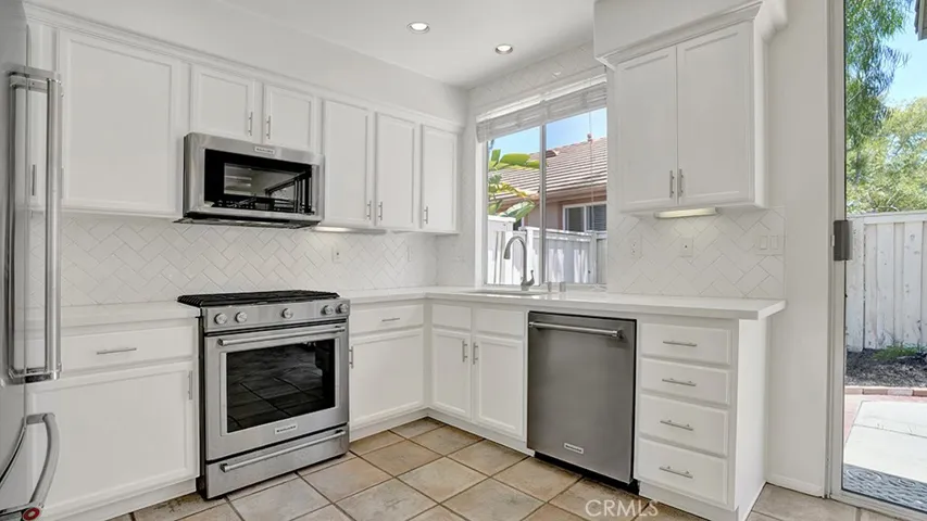 13396 N Hearst Court, Tustin, California 92782