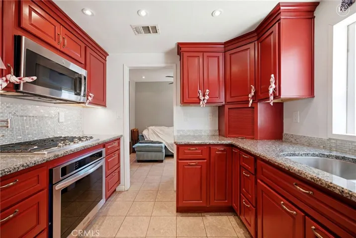 25030 Pebble Creek, Moreno Valley, California 92551