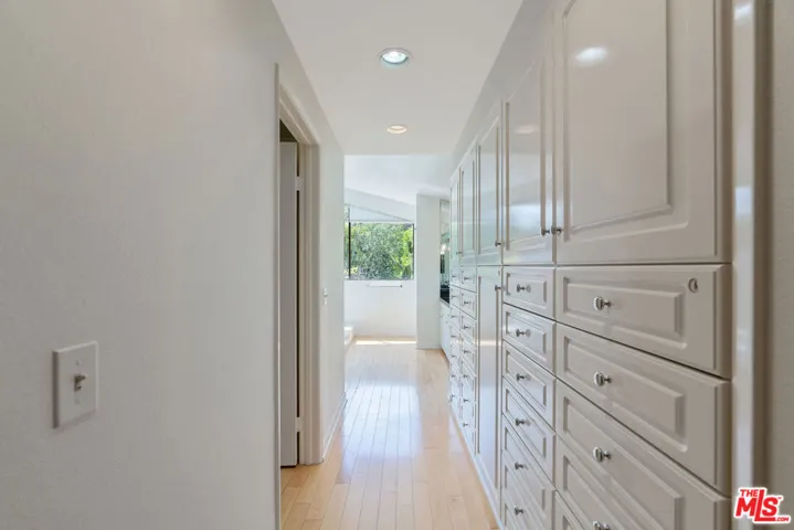 23454 Park Hermosa, Calabasas, California 91302