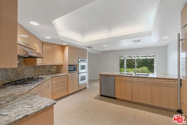 23454 Park Hermosa, Calabasas, California 91302
