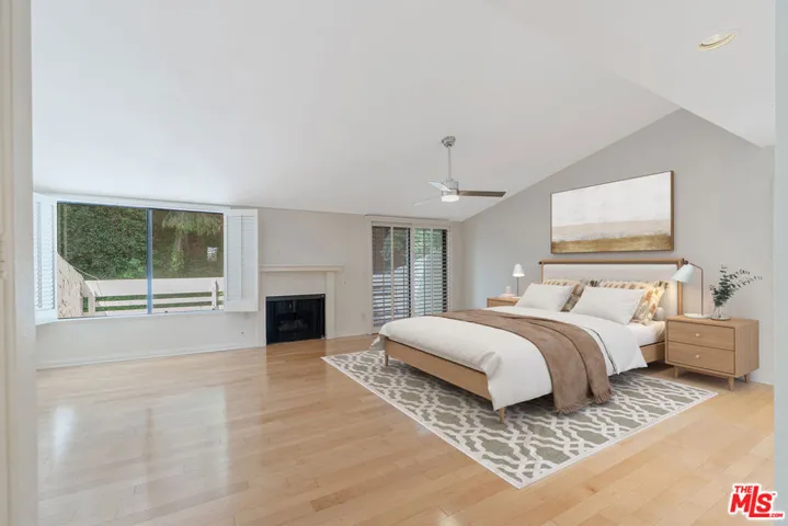 23454 Park Hermosa, Calabasas, California 91302