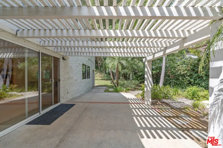 23454 Park Hermosa, Calabasas, California 91302