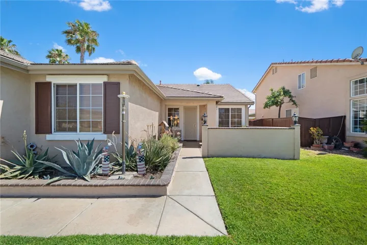 5509 Charlton Avenue, Hemet, California 92544