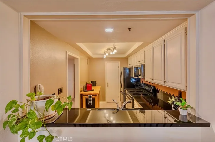 880 W 1st Street 204, Los Angeles, California 90012
