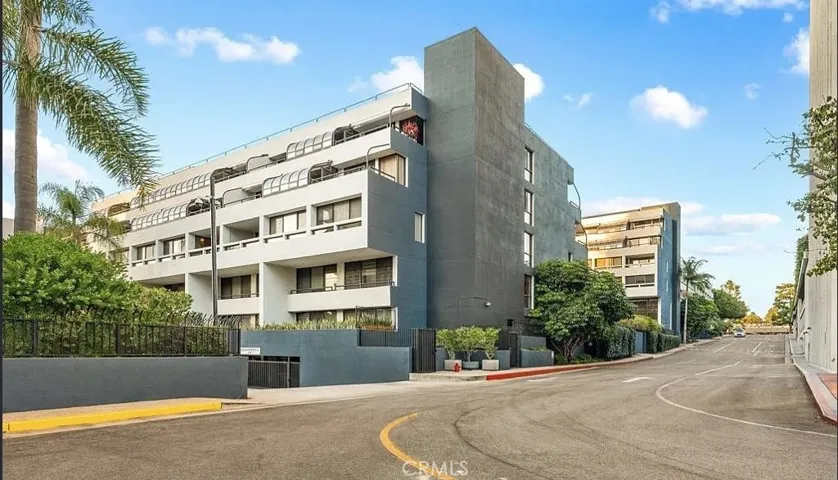 880 W 1st Street 204, Los Angeles, California 90012