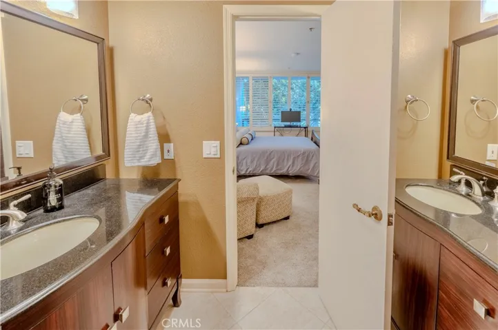 880 W 1st Street 204, Los Angeles, California 90012