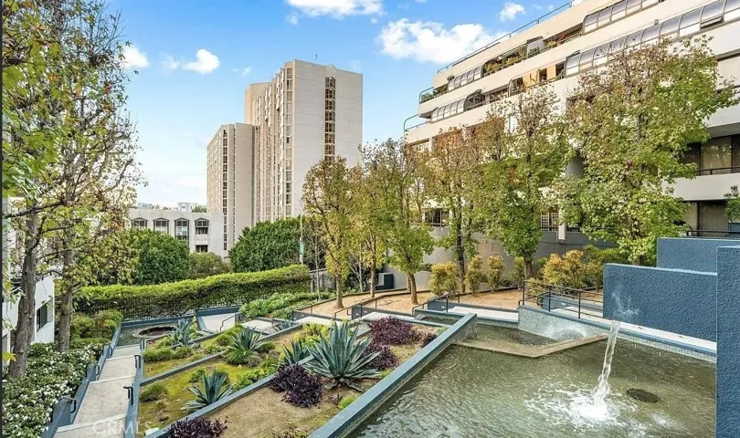 880 W 1st Street 204, Los Angeles, California 90012
