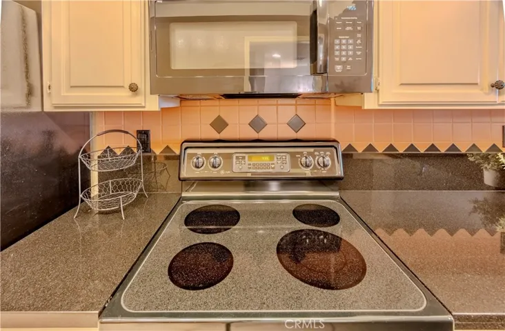 880 W 1st Street 204, Los Angeles, California 90012