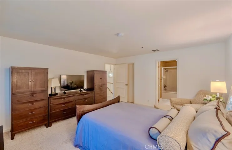 880 W 1st Street 204, Los Angeles, California 90012