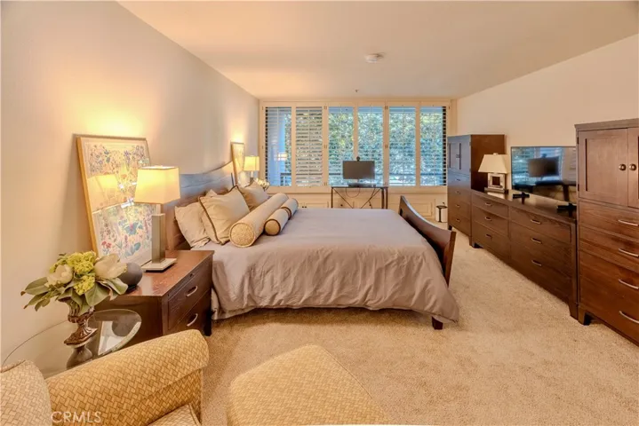 880 W 1st Street 204, Los Angeles, California 90012