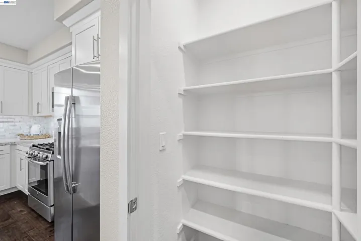 8625 Seawind Way, Newark, California 94560