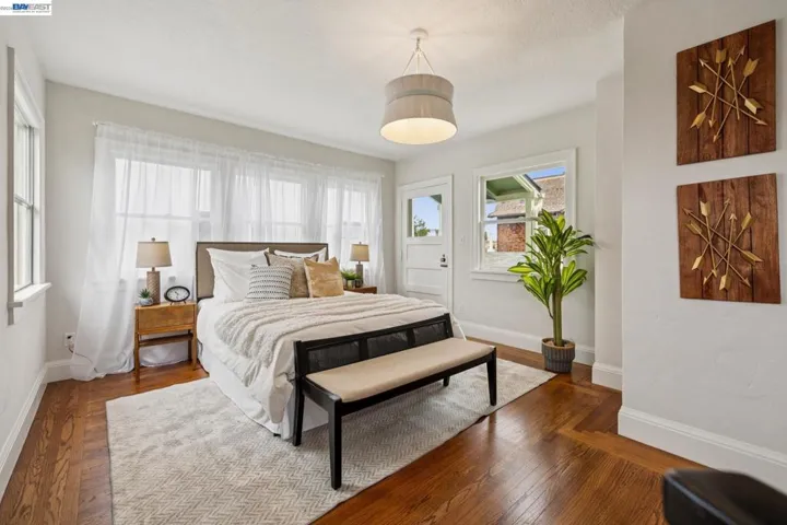 1827 Santa Clara Ave, Alameda, California 94501