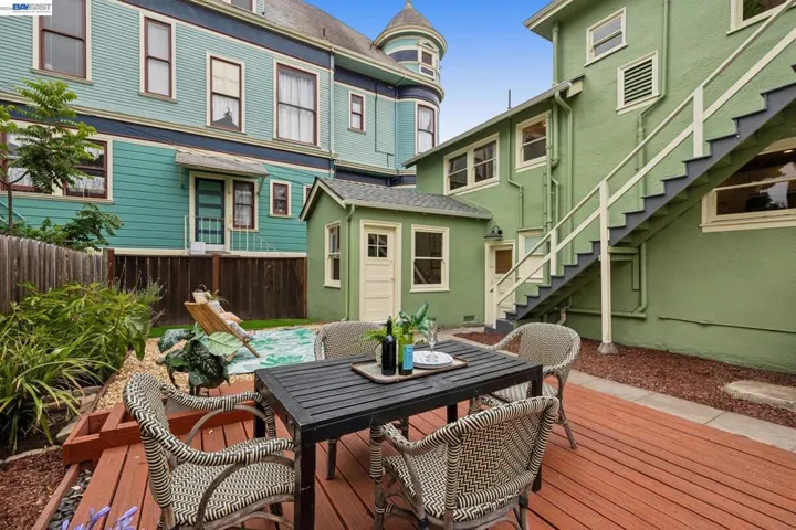 1827 Santa Clara Ave, Alameda, California 94501