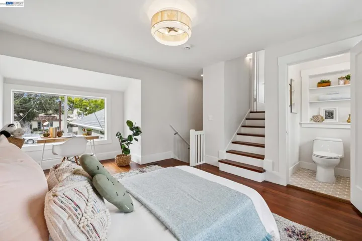 1827 Santa Clara Ave, Alameda, California 94501