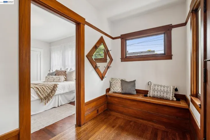1827 Santa Clara Ave, Alameda, California 94501
