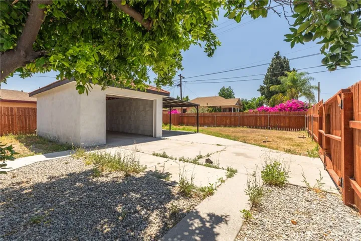 796 N Mount Vernon Avenue, San Bernardino, California 92411