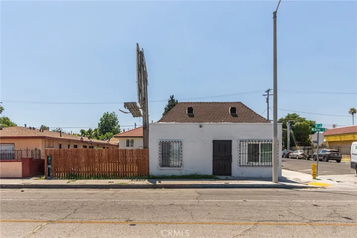 796 N Mount Vernon Avenue, San Bernardino, California 92411