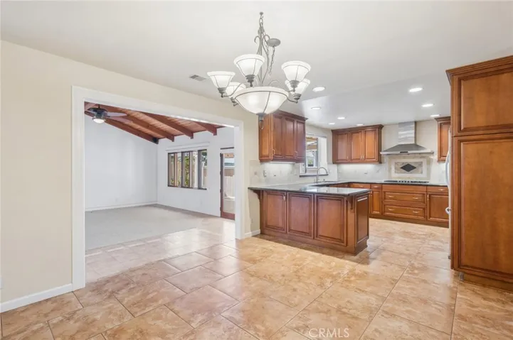 929 Junipero Dr, Costa Mesa, California 92626