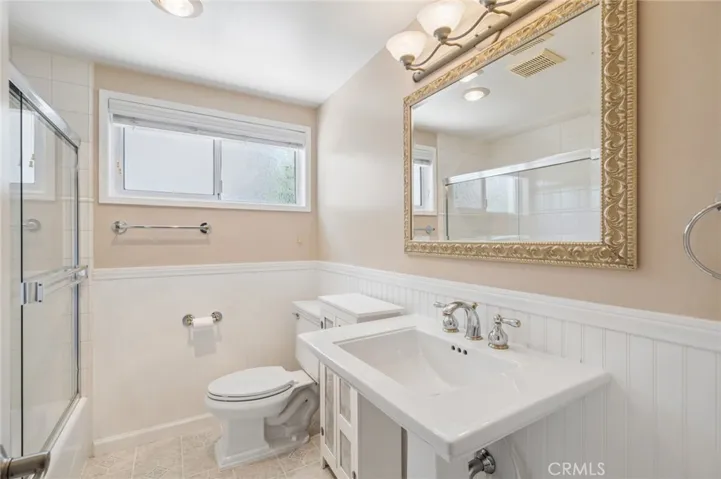 929 Junipero Dr, Costa Mesa, California 92626