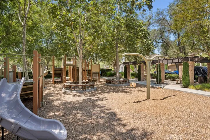 5 Franklin, Irvine, California 92620
