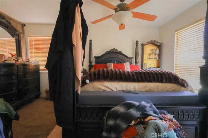 31582 Clay River Road, Barstow, California 92311