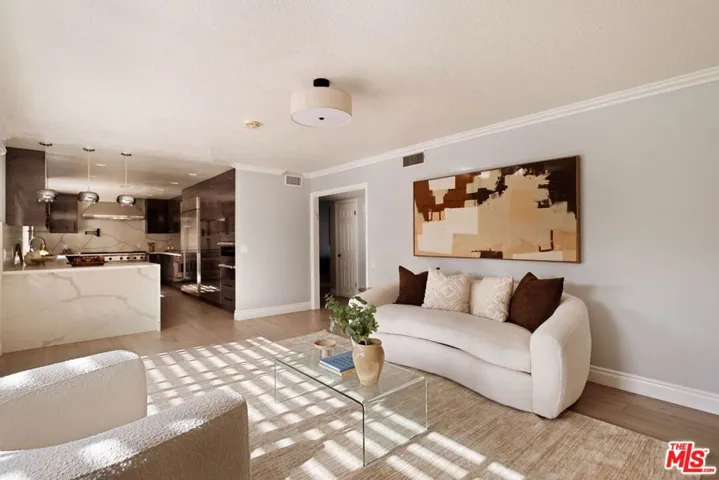 5511 Alcove Avenue, Valley Village, California 91607